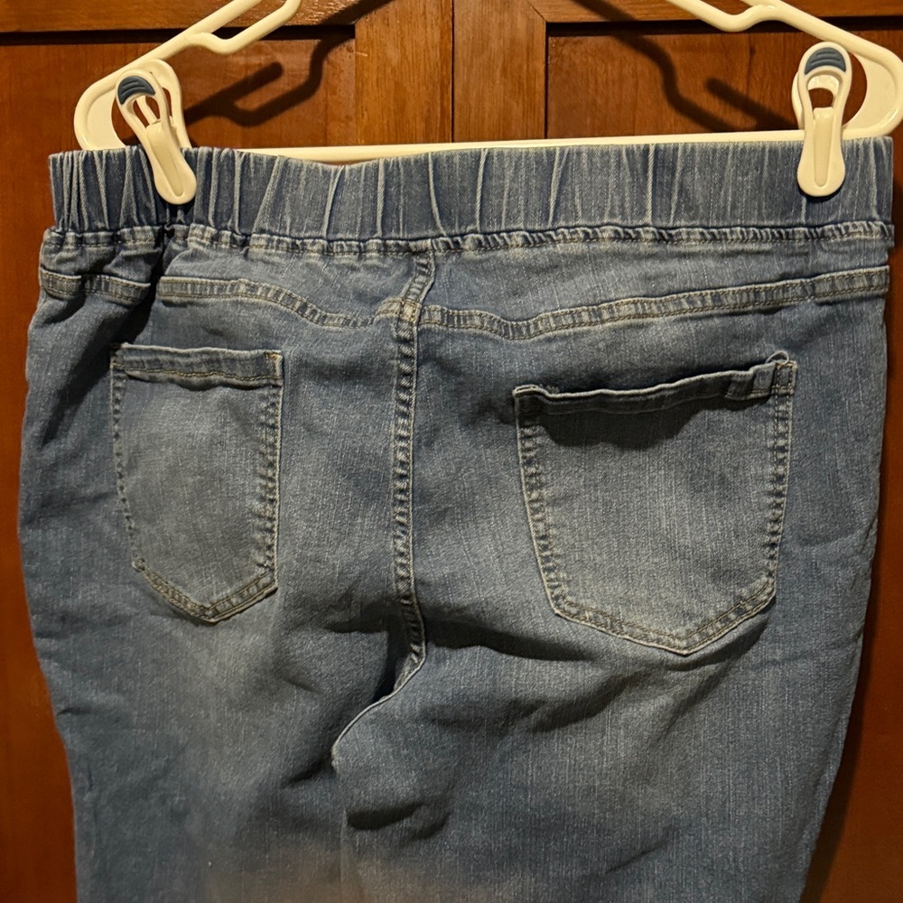 Stylish Blue Skinny Jeans for Women - Picture 3 of 3